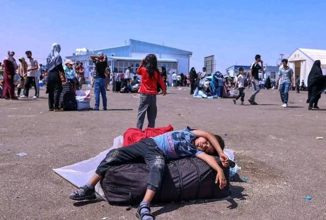 In the Shadow of Injustice: The Bitter Story of Afghan Children at the Iranian Border