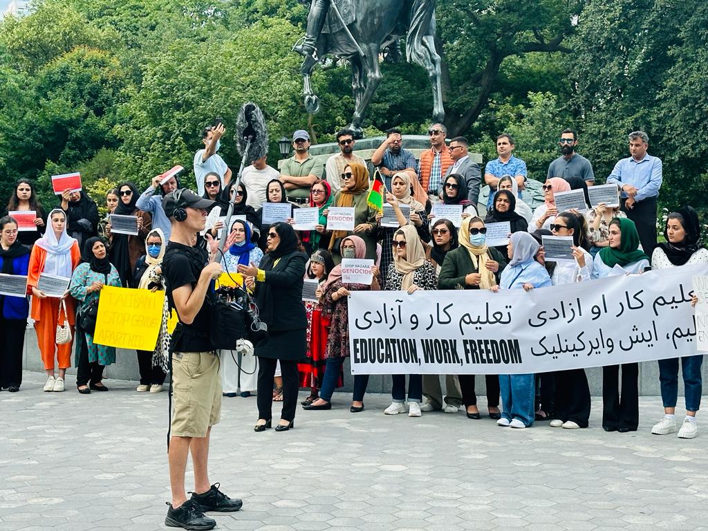 Afghan Migrants in Canada Hold Rally on Anniversary of Republic’s Fall