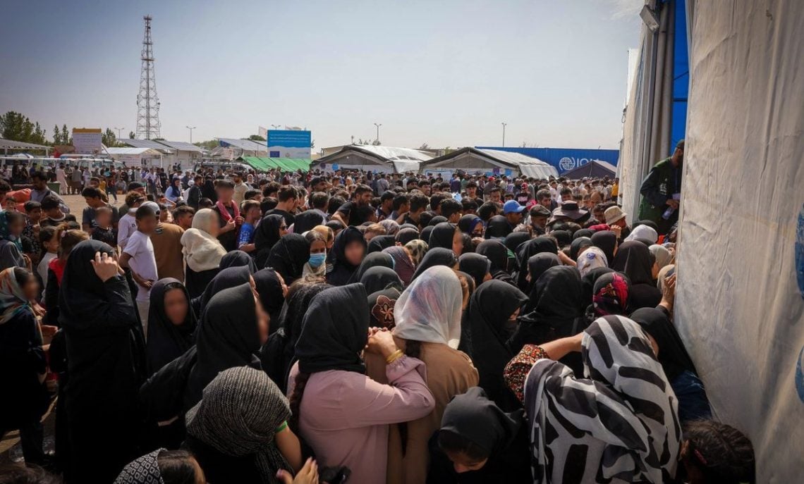 Ban on Women’s Employment: UN Closes Eight Support Centers for Returnees in Afghanistan