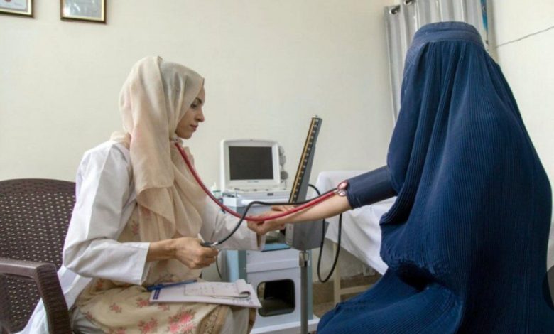 Afghan Refugees in Pakistan Fear Arrest: Pregnant Women Avoid Hospitals