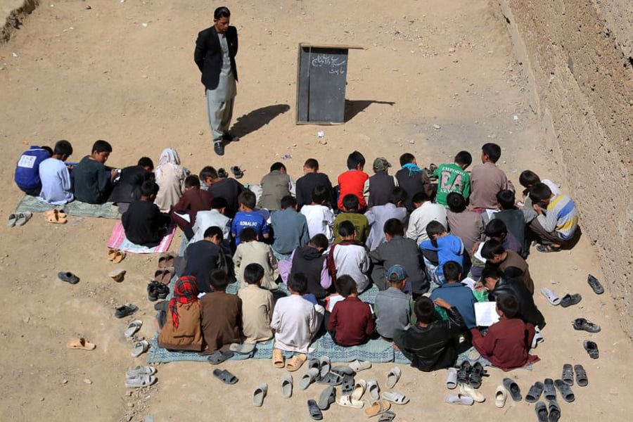 Education Crisis in Afghanistan: Taliban Policies Erode Teachers' Motivation and Undermine Learning